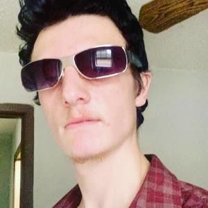 Meet your Posher, Caleb